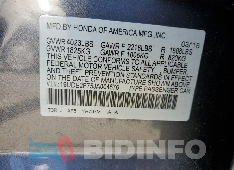 19UDE2F75JA004576 Photo# 13