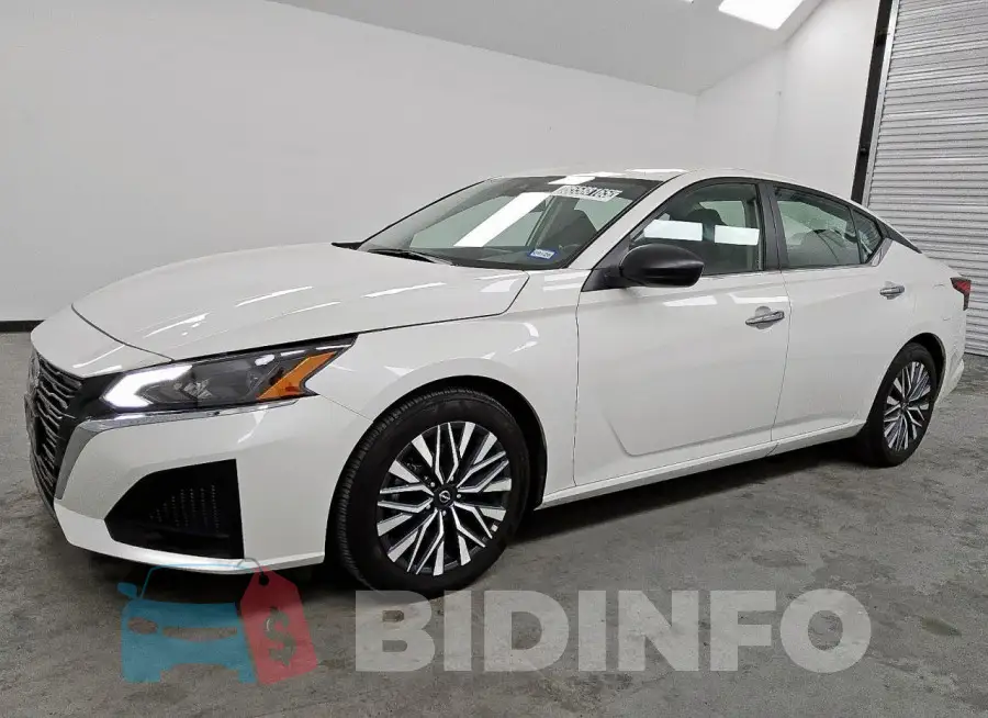 1N4BL4DV0SN301182 Photo# 1