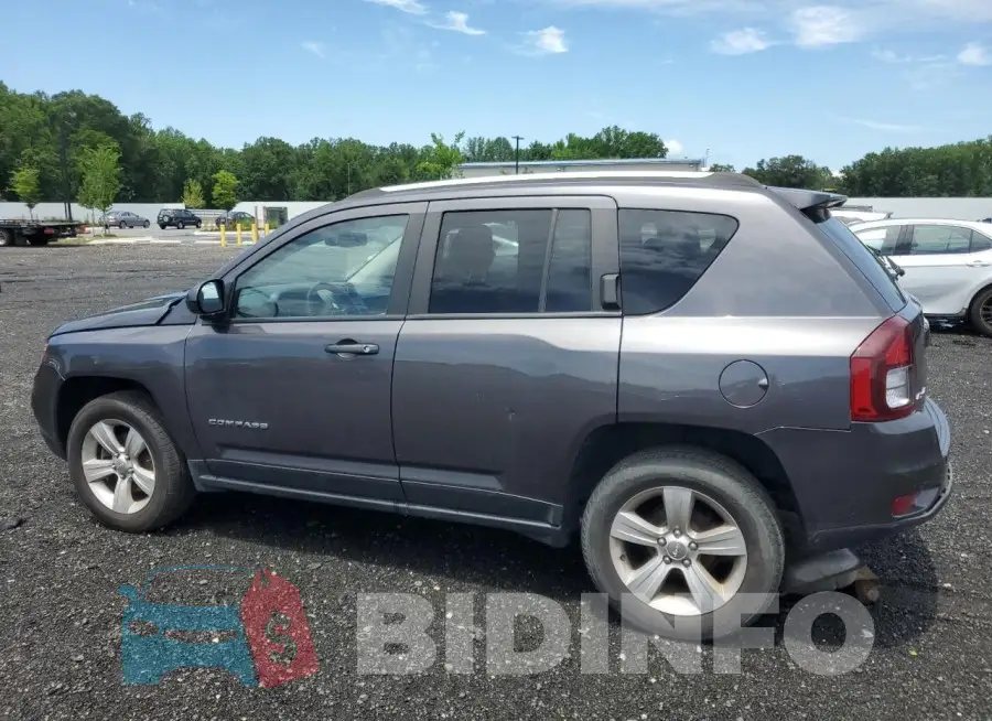 1C4NJDEB2HD210222 Photo# 2