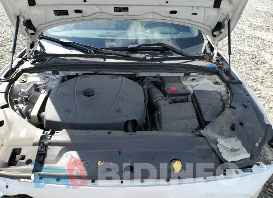 YV1A22MK7H1015228 Photo# 11