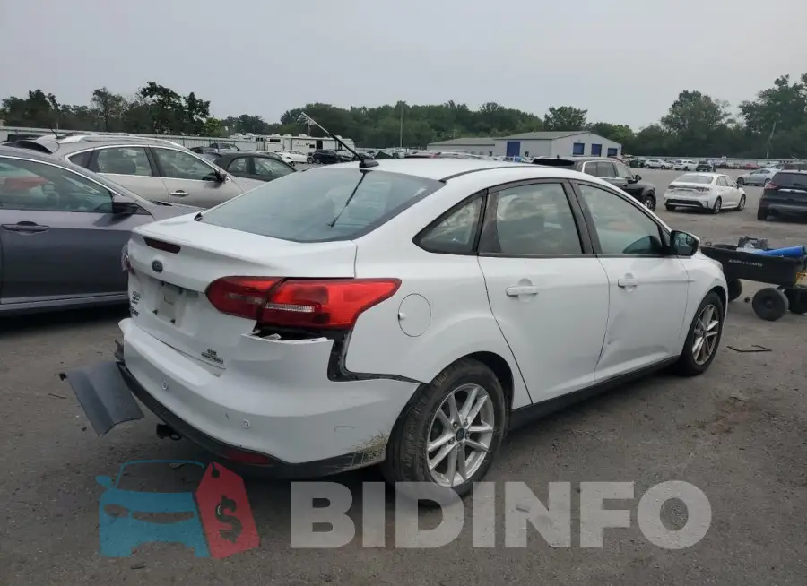 1FADP3F27GL228776 Photo# 3