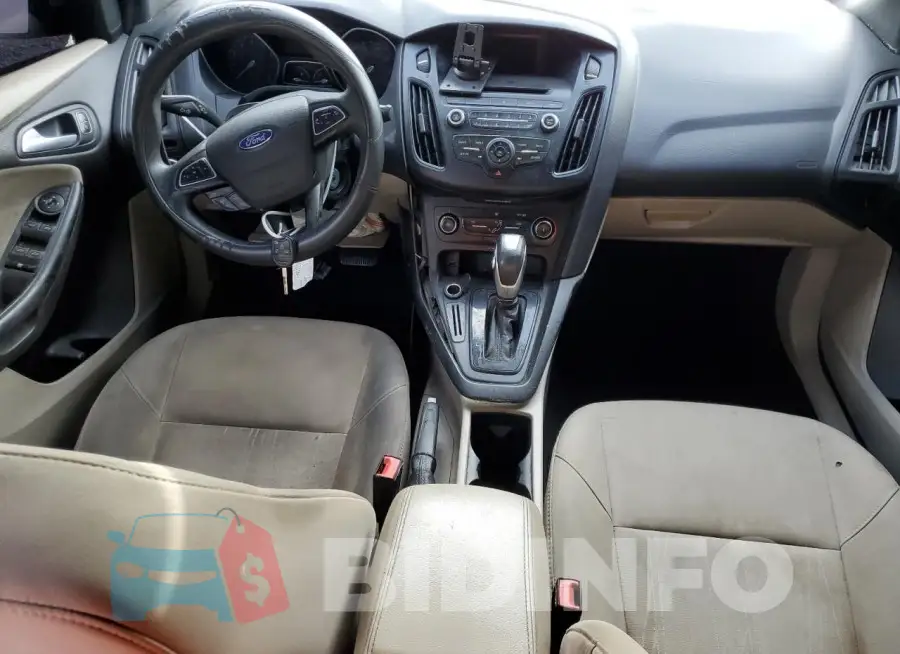 1FADP3F28GL272317 Photo# 8