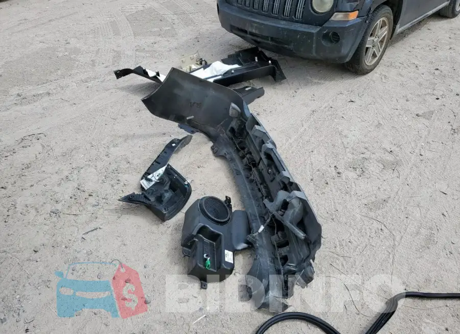 2FMGK5D8XJBA13548 Photo# 12