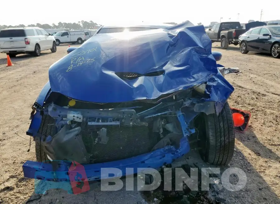2C3CDXHG3LH213430 Photo# 5