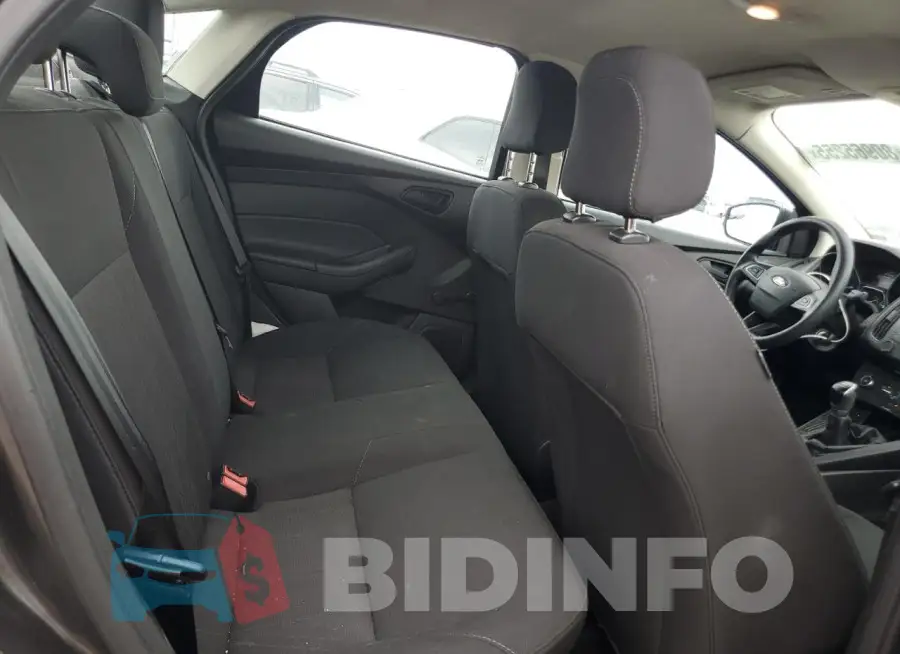 1FADP3E2XGL250983 Photo# 10