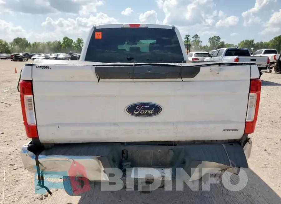 1FT7W2A63JEB38924 Photo# 6