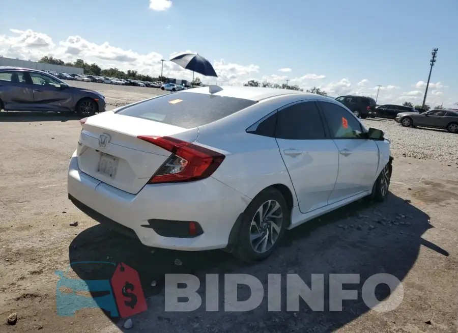 19XFC2F70HE062079 Photo# 3