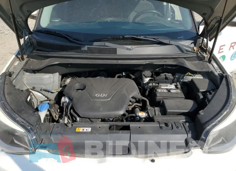 KNDJN2A2XG7344325 Photo# 12