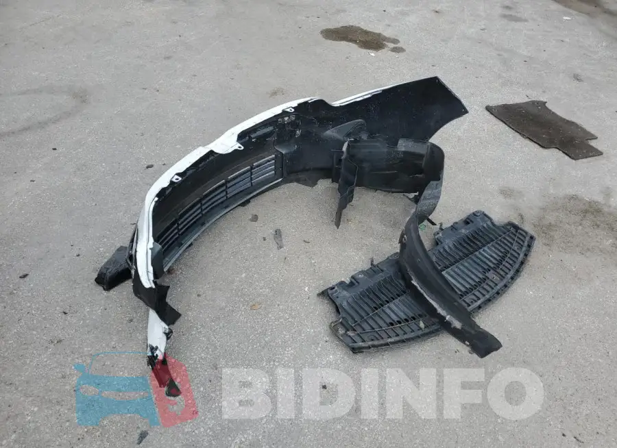 2T1BURHE1GC666771 Photo# 12