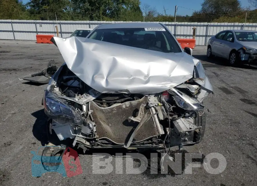 2T1BURHE9HC798176 Photo# 5