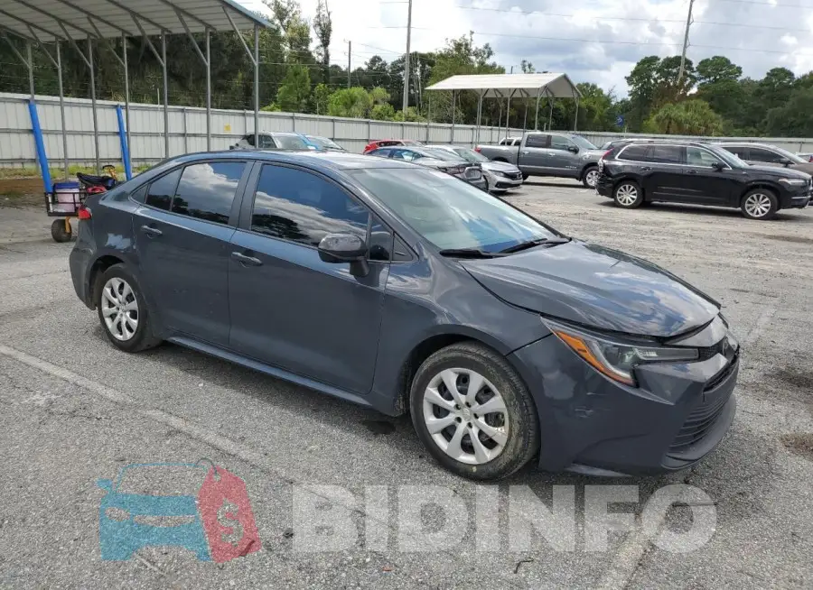 5YFB4MDE8RP132999 Photo# 4
