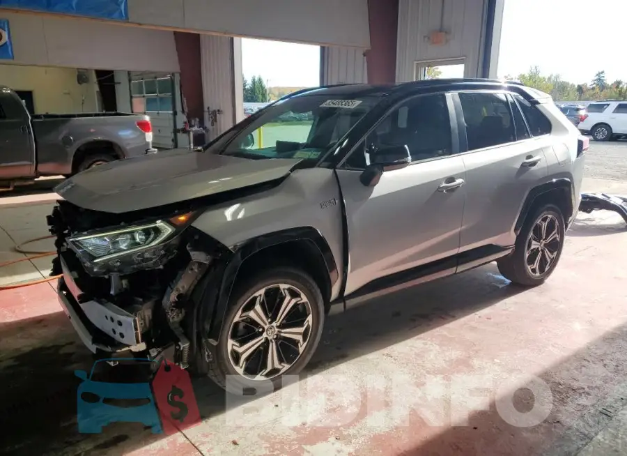 JTMEB3FV8MD070185 Photo# 1