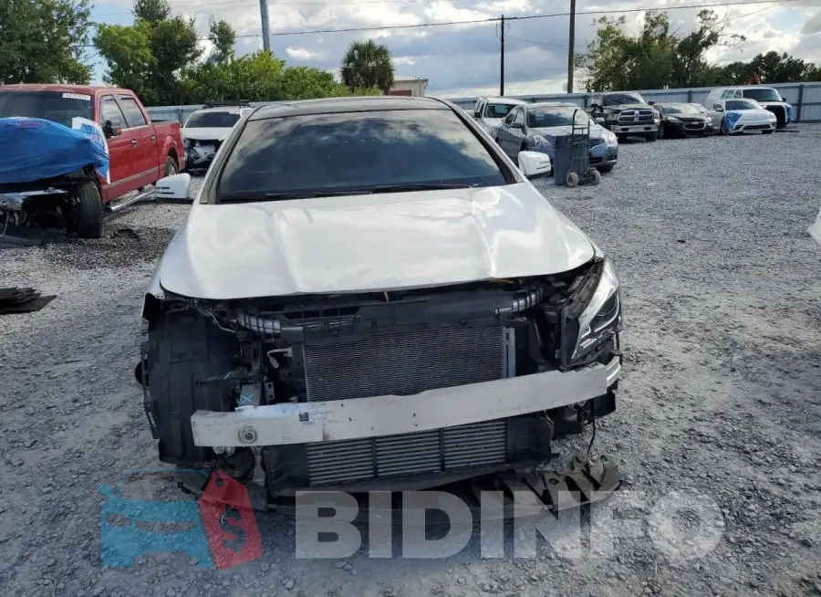 WDDSJ4EB2JN653950 Photo# 5