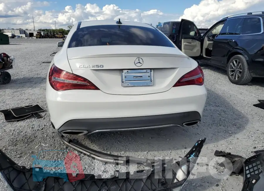 WDDSJ4EB2JN653950 Photo# 6