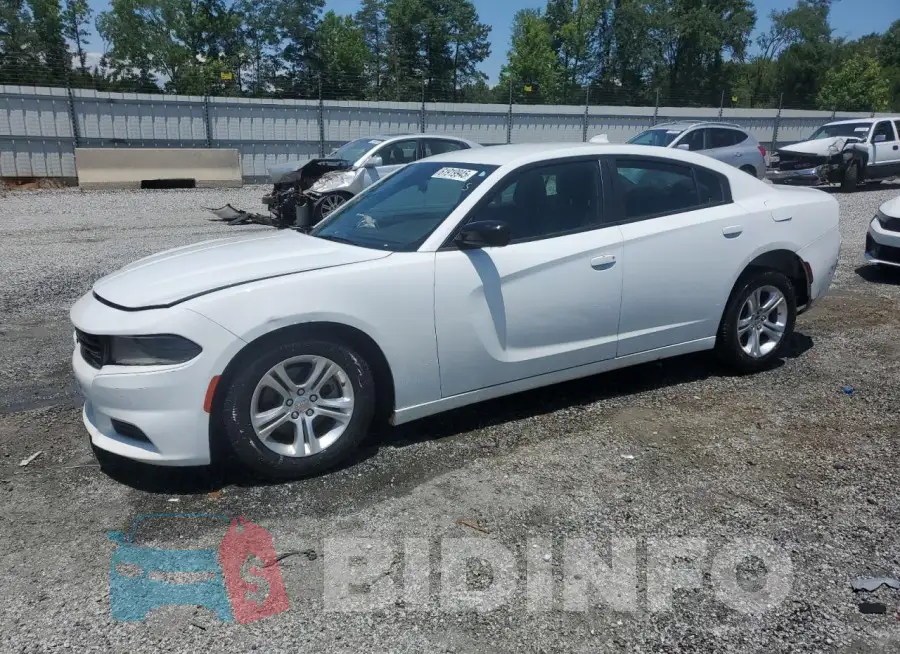2C3CDXBG4PH523763 Photo# 1