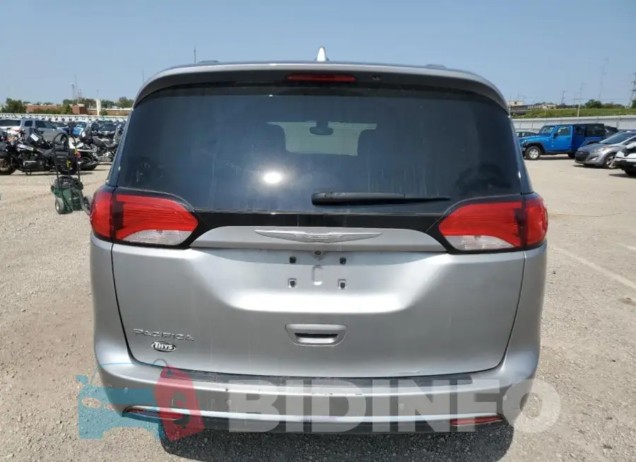 2C4RC1EG4HR594054 Photo# 6