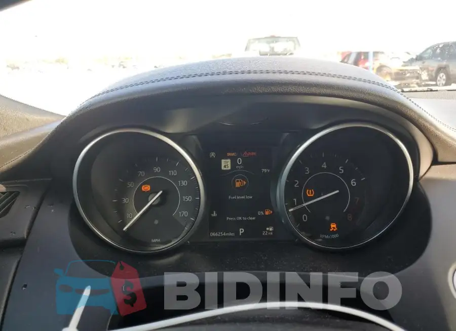 SADFJ2FX9J1Z01813 Photo# 9