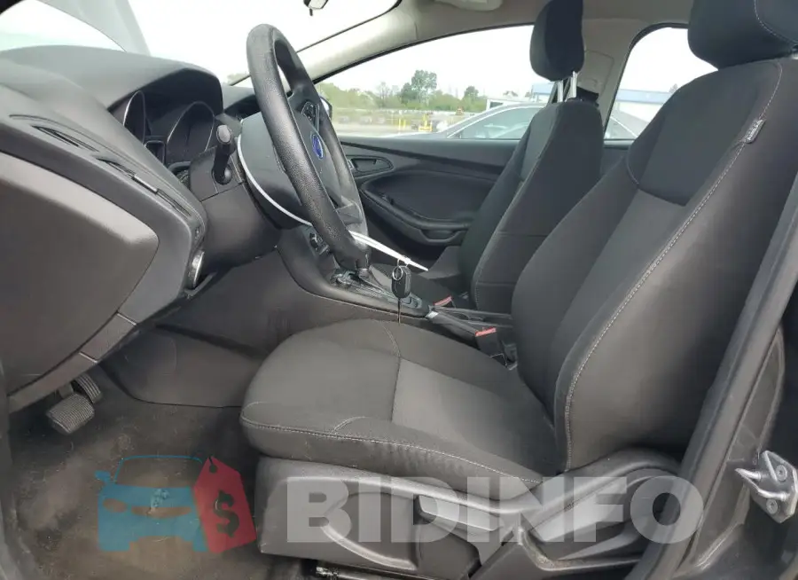 1FADP3E22HL256097 Photo# 7