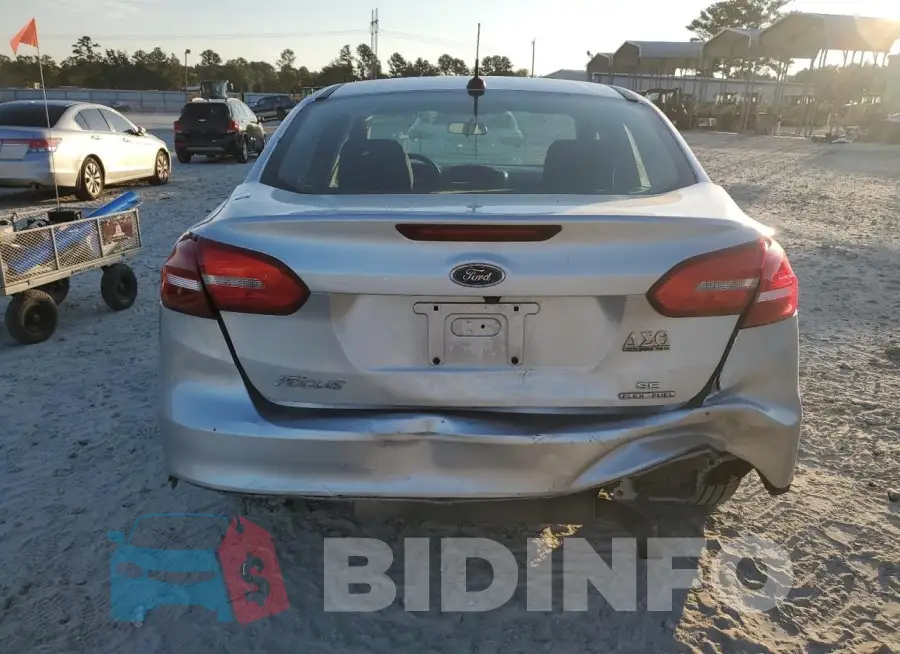 1FADP3F26GL255516 Photo# 6