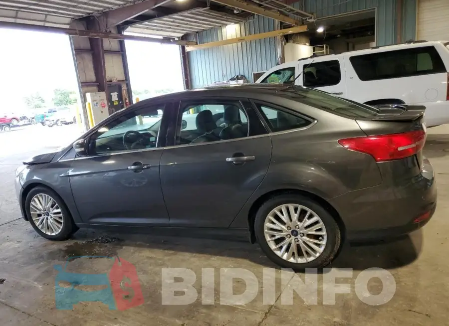 1FADP3J2XHL262770 Photo# 2