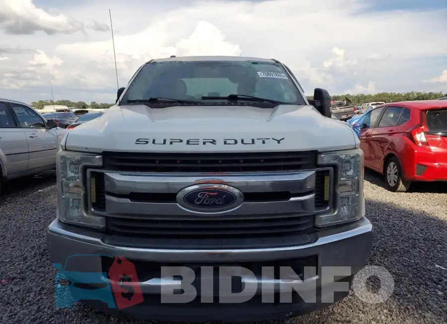 1FT7W2B61JEB31016 Photo# 5