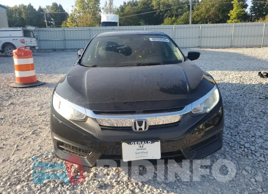 19XFC2F56GE037149 Photo# 5