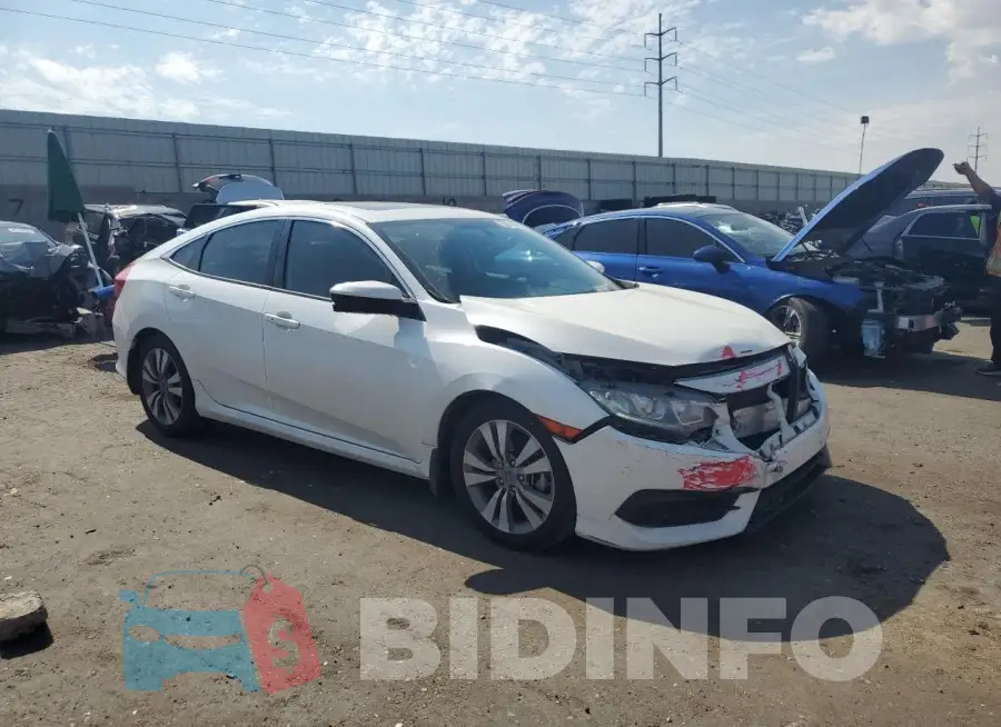 19XFC2F74HE013449 Photo# 4