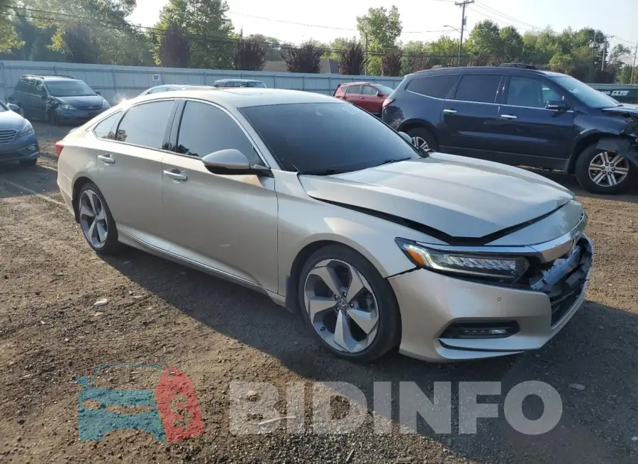 1HGCV2F94KA004356 Photo# 4