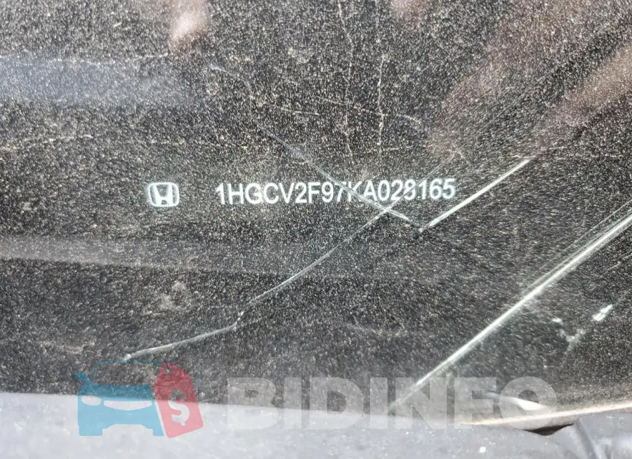 1HGCV2F97KA028165 Photo# 13