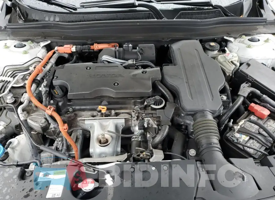 1HGCV3F52MA015765 Photo# 11