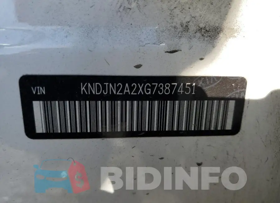 KNDJN2A2XG7387451 Photo# 13