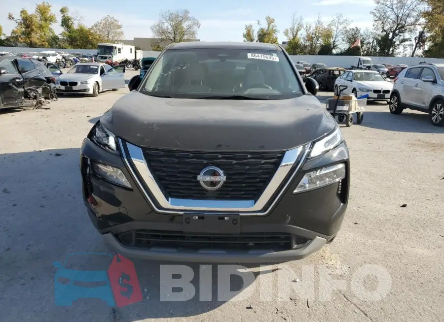 JN8BT3BBXPW474677 Photo# 5