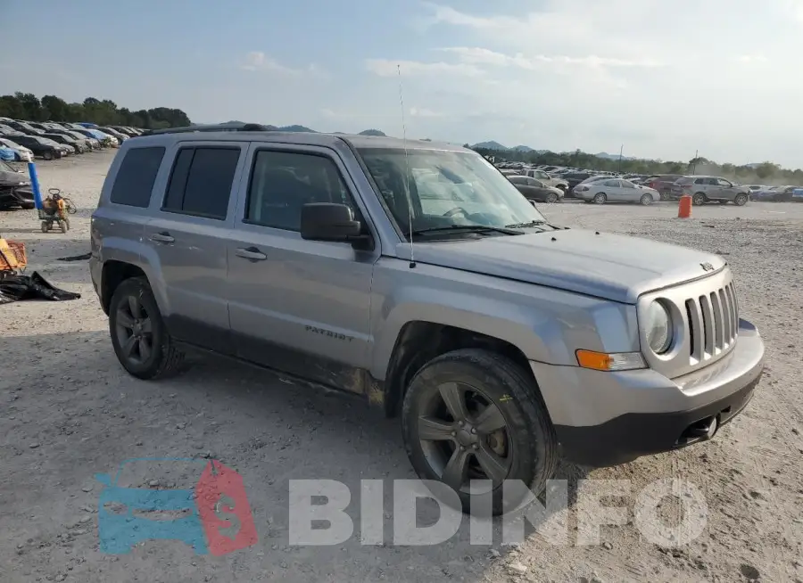 1C4NJRBB2GD618932 Photo# 4