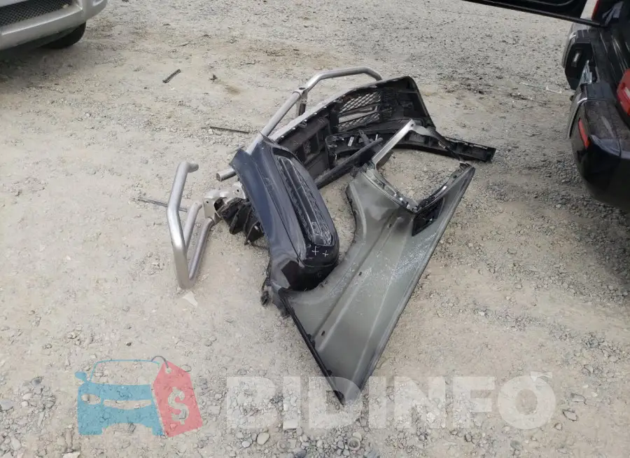 W1NYC7HJ0MX415809 Photo# 13