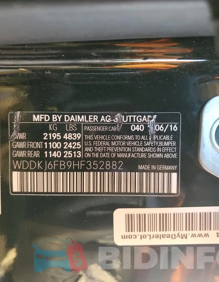 WDDKJ6FB9HF352882 Photo# 12