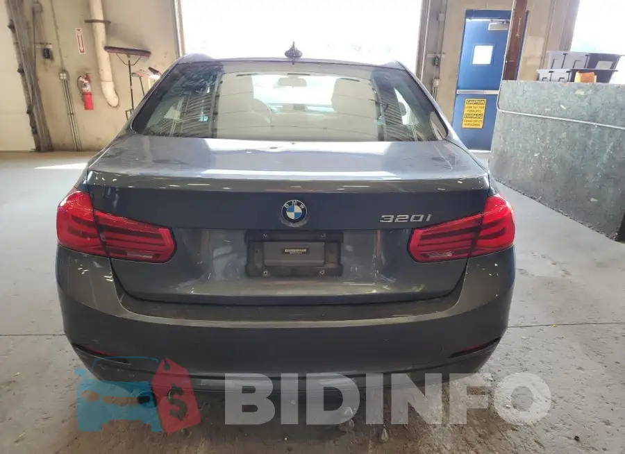 WBA8A9C53JAD28049 Photo# 6