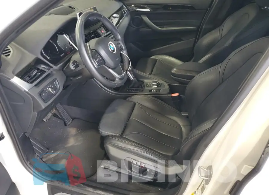 WBXHU7C3XJ5L07592 Photo# 7