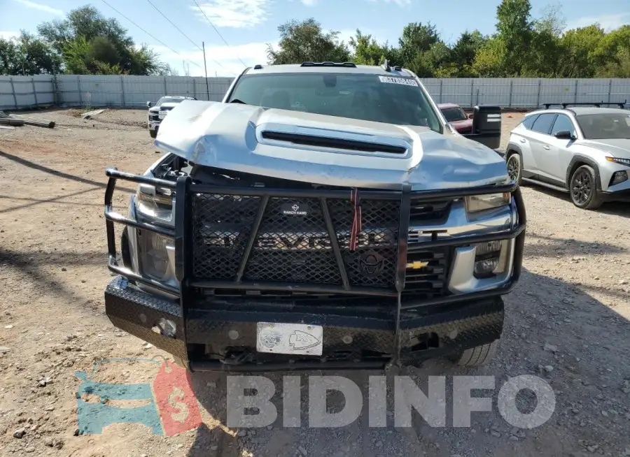 1GC4YTE77PF114196 Photo# 5