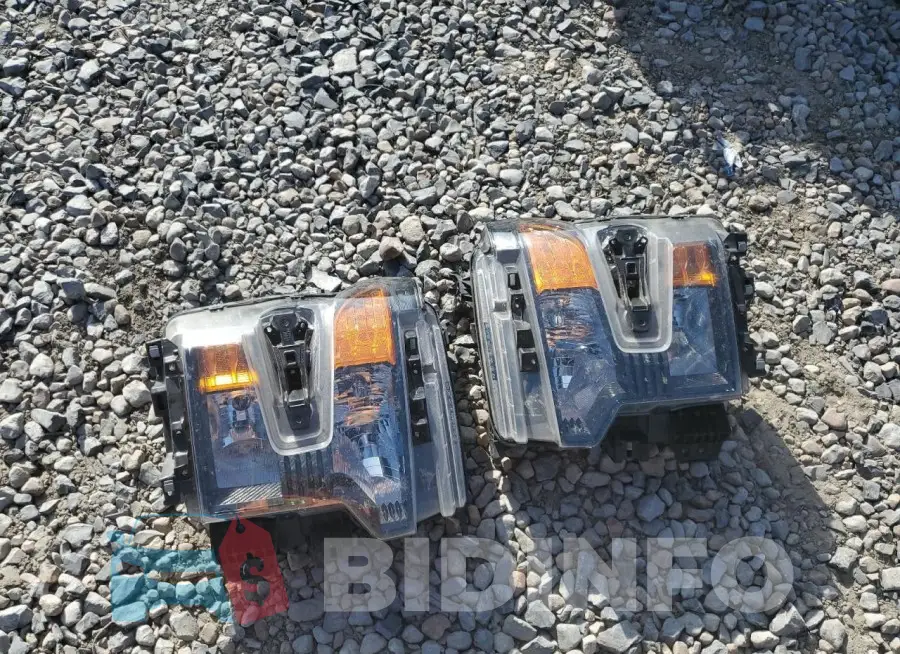 3GCUDCED8RG420715 Photo# 12