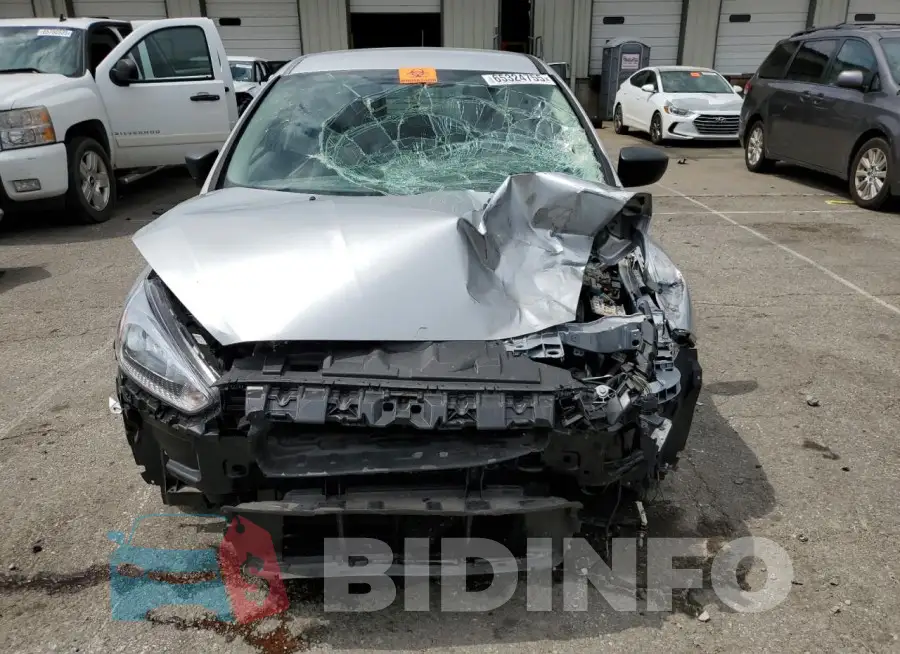 1FADP3E24JL249075 Photo# 5