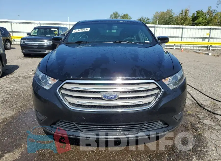 1FAHP2E86JG123213 Photo# 5