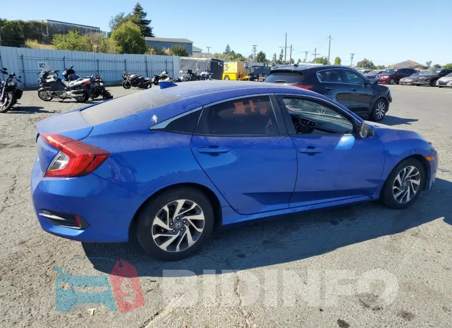 19XFC2F72HE210541 Photo# 3