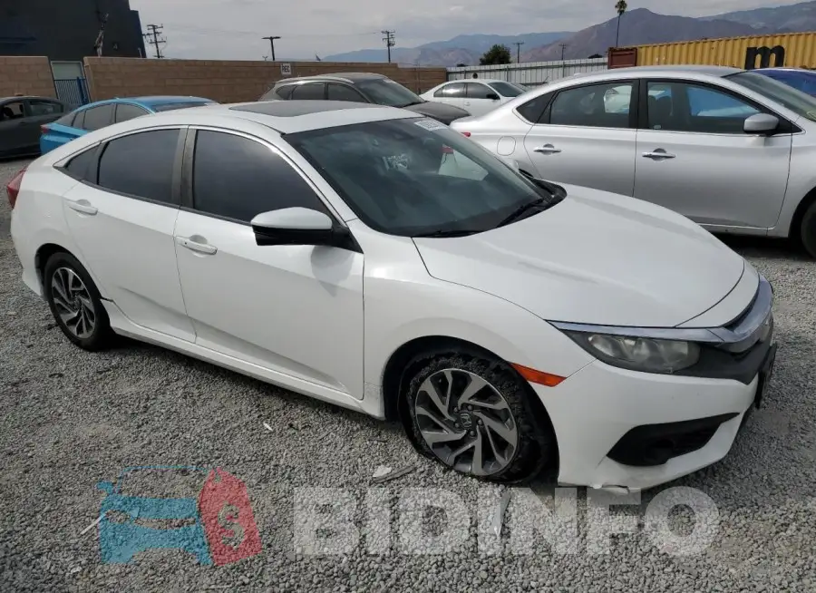 2HGFC2F84GH573517 Photo# 4