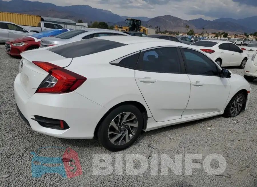 2HGFC2F84GH573517 Photo# 3