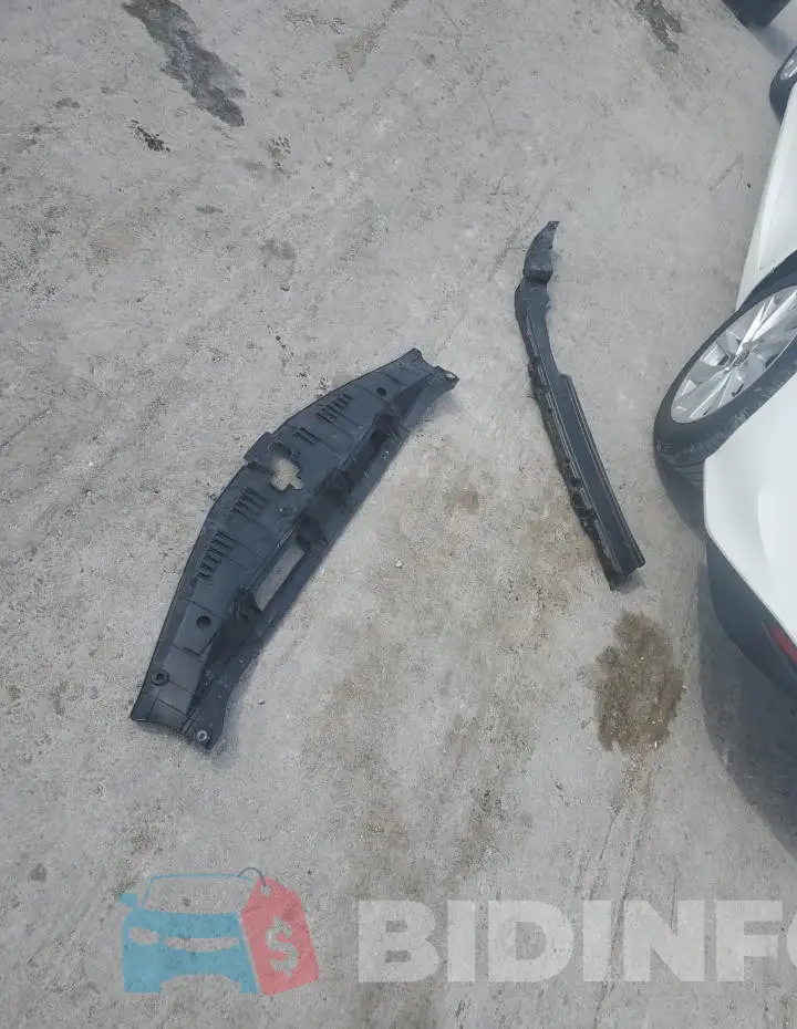 4T1C11AK9PU812024 Photo# 12
