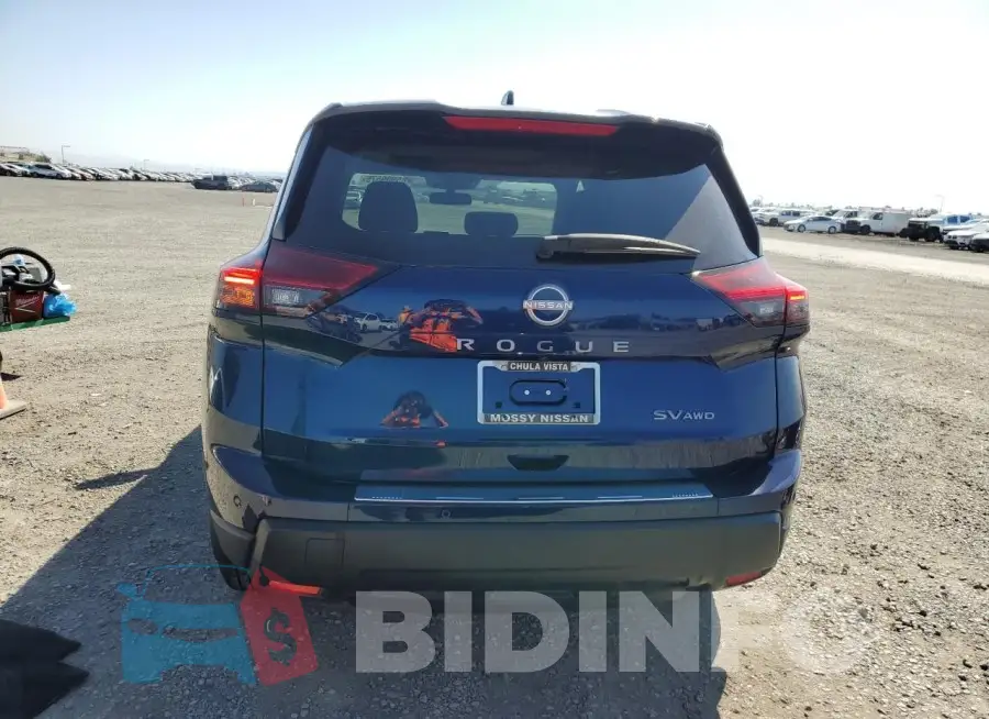 JN8BT3BBXRW171112 Photo# 6