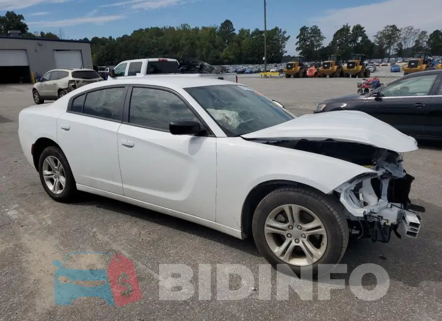 2C3CDXBG8PH660544 Photo# 4