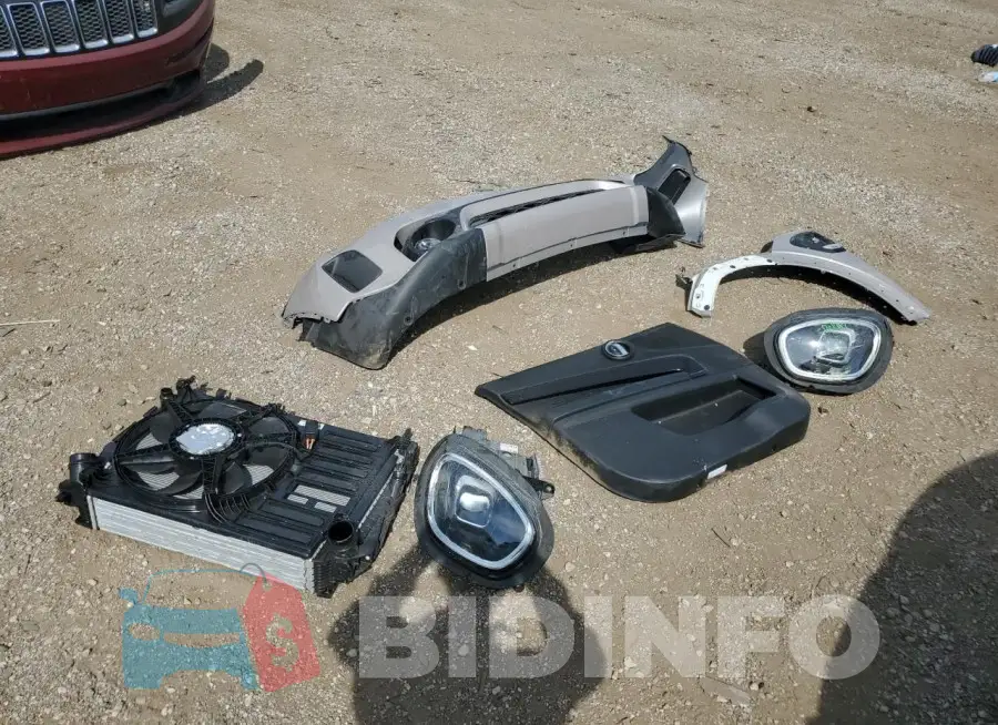 WMZ83BR05R3S18049 Photo# 12