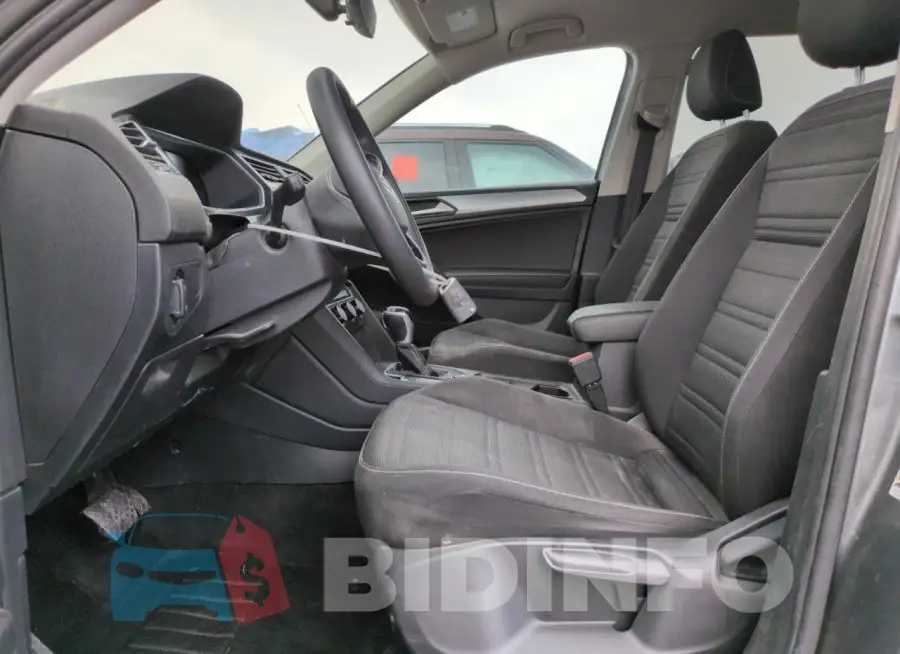 3VVFB7AX2PM014810 Photo# 7