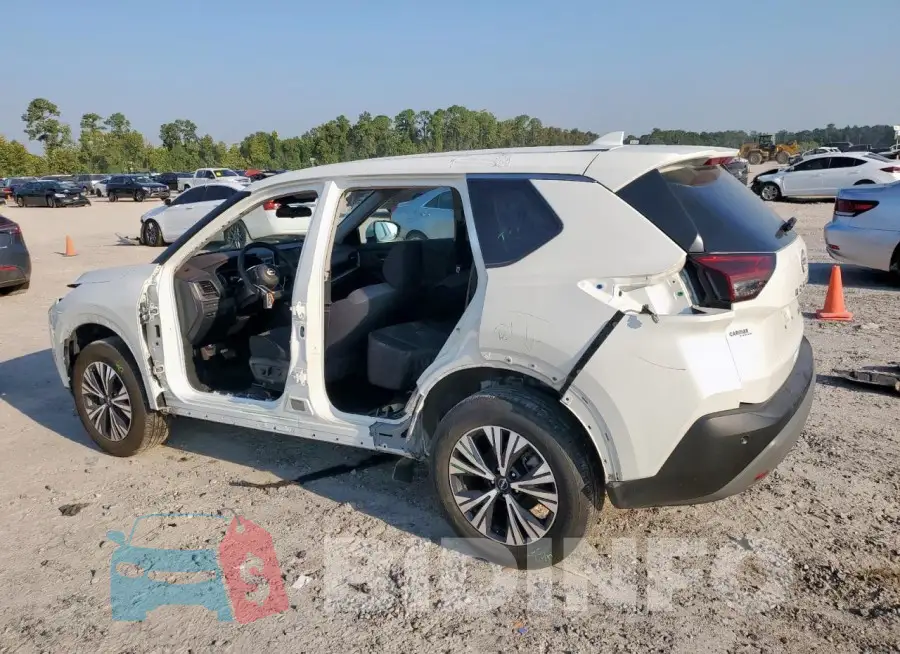 5N1BT3BB5PC897790 Photo# 2